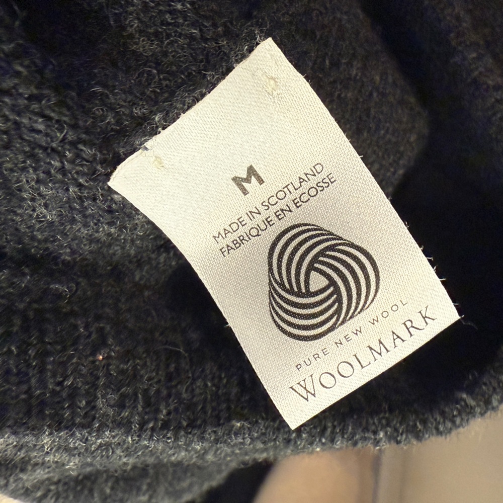 Gray Half-Zip Vest - image 2